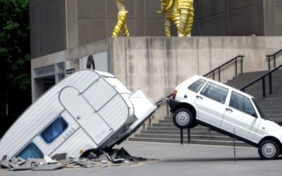 Wer zahlt bei Unfall mit dem geliehenen Hänger?